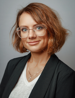 Ksenia Obezhisvet